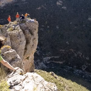 Senderismo cortes pallas cortada montana senderistas grupo