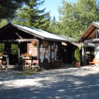 Alpes camping mer de glace