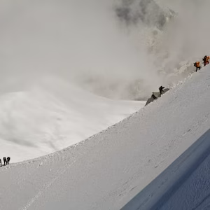Alpes cosmiques montanyeros paisaje