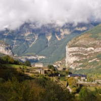 Mondarruego montanya otonyal paisaje torla