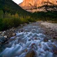 Facruata rio ara ordesa paisaje montanya