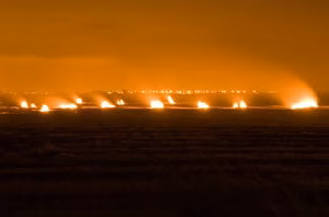 Albufera arroz campos fuego nocturna