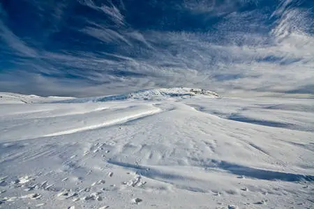 montaña gudar nieve