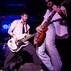 Concierto elloco mateo emergenza guitarra retrato the carminers