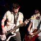 24_-_concierto_elloco_mateo_emergenza_guitarra_retrato_the_carminers