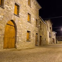 Linas de broto nocturna urbana