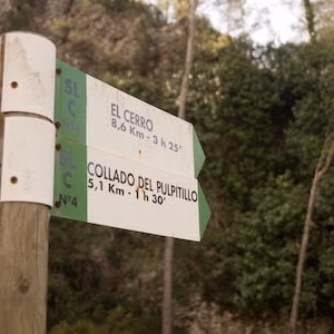 Campamento tabarla senderismo senyales