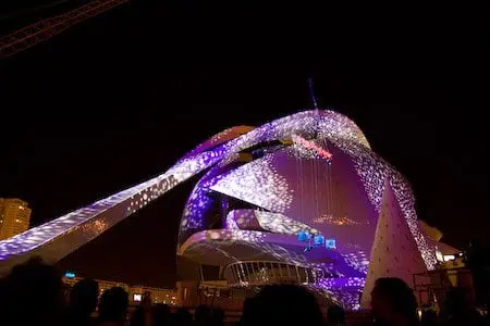 Actuacion de la Fura del Baus en la ciudad de las artes y las ciencias fura dels baus cac valencia