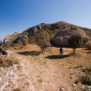 Benicadell cava nevero paisaje senderismo