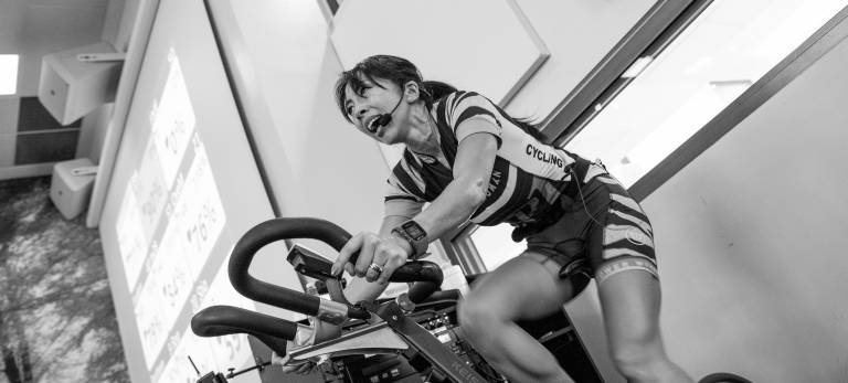 Bicicletas Indoor: cuál elegir, consejos y trucos para hacer Spinning en casa 4